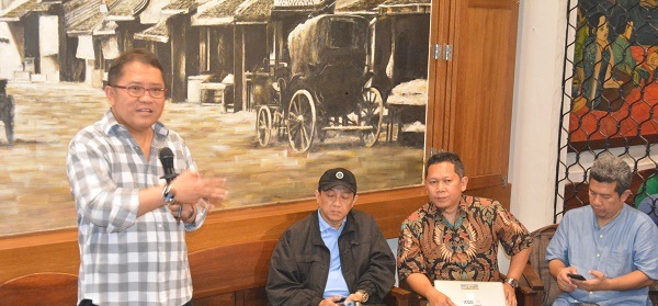 Foto Menteri Pety A3